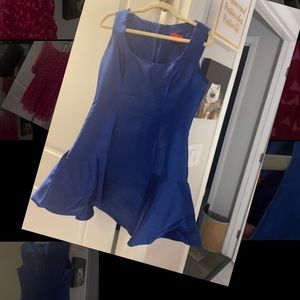 Monique Lhuillier bright blue hem flutter dress 👗 size 10